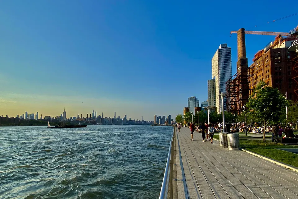 Domino Park, Williamsburg, face à Manhattan